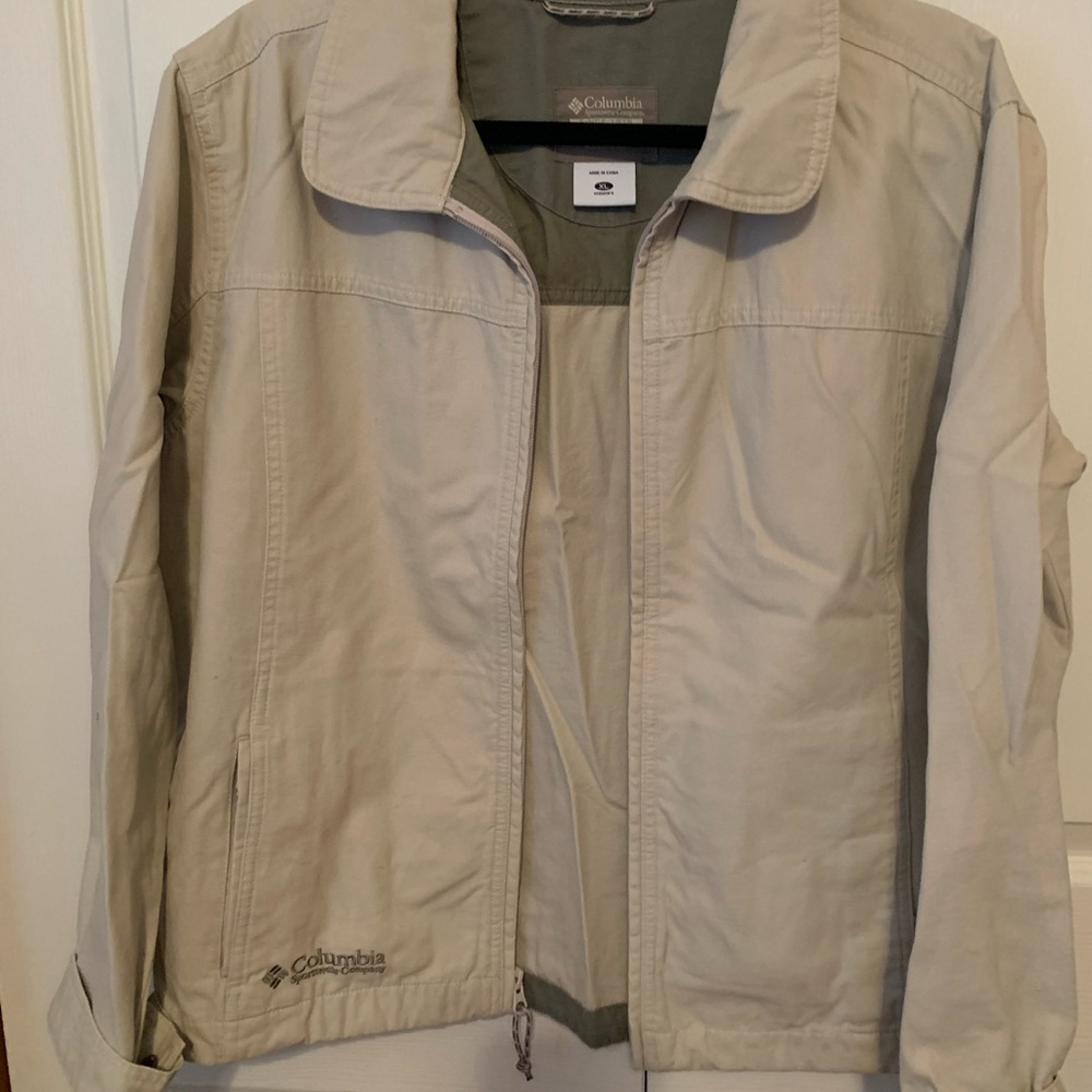 Lightweight jacket